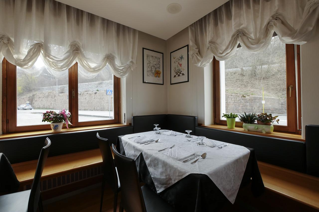 Albergo De March Farra d'Alpago Luaran gambar