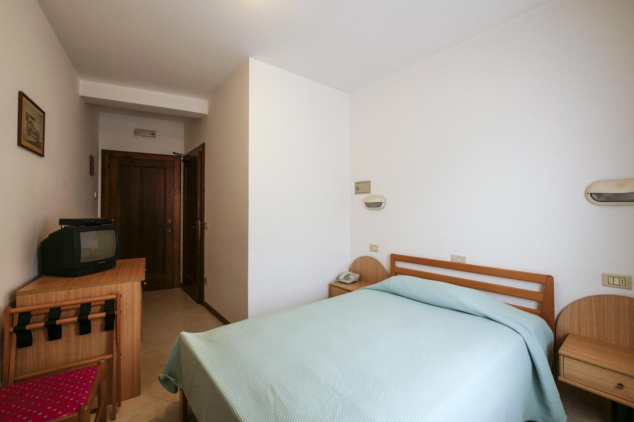 Albergo De March Farra d'Alpago Luaran gambar
