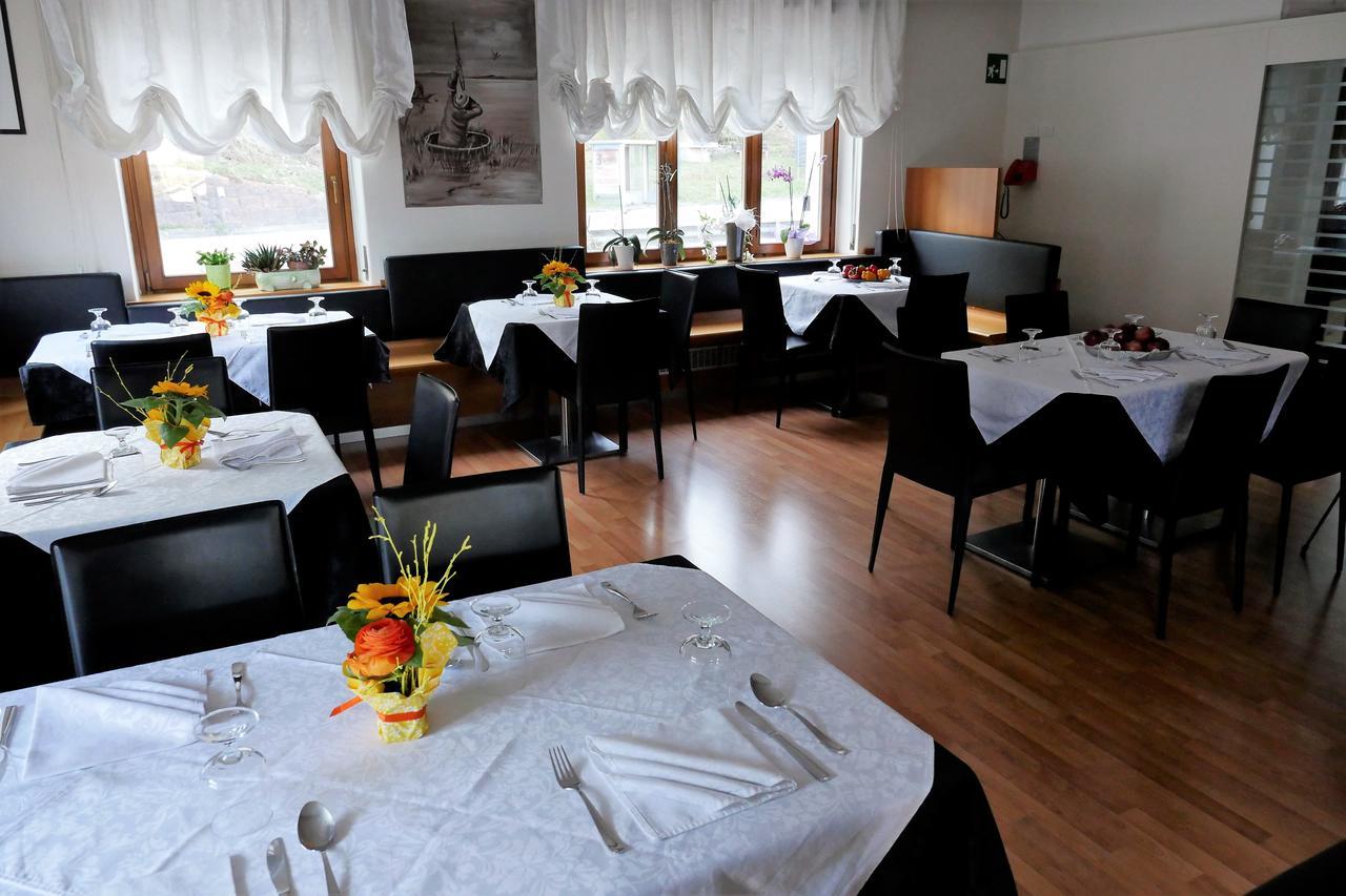 Albergo De March Farra d'Alpago Luaran gambar